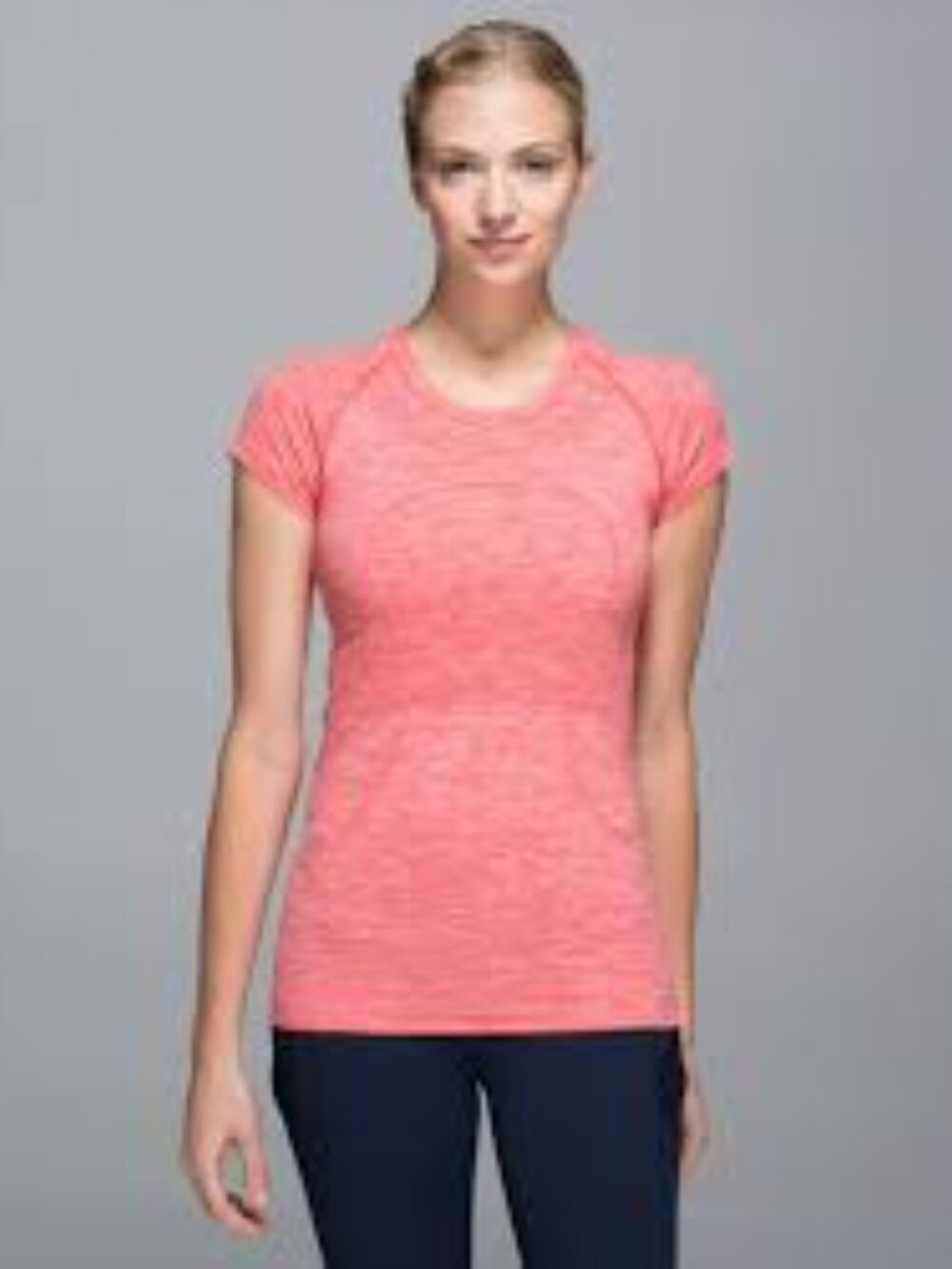 Lululemon Light Pink Short-Sleeve Seamless Performance Tee Size 8